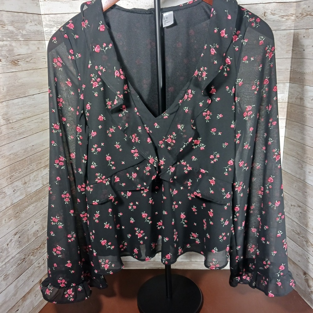 Divided by H&M Women's Black and Pink Floral Print‎ Long Sleeve Blouse Size XS